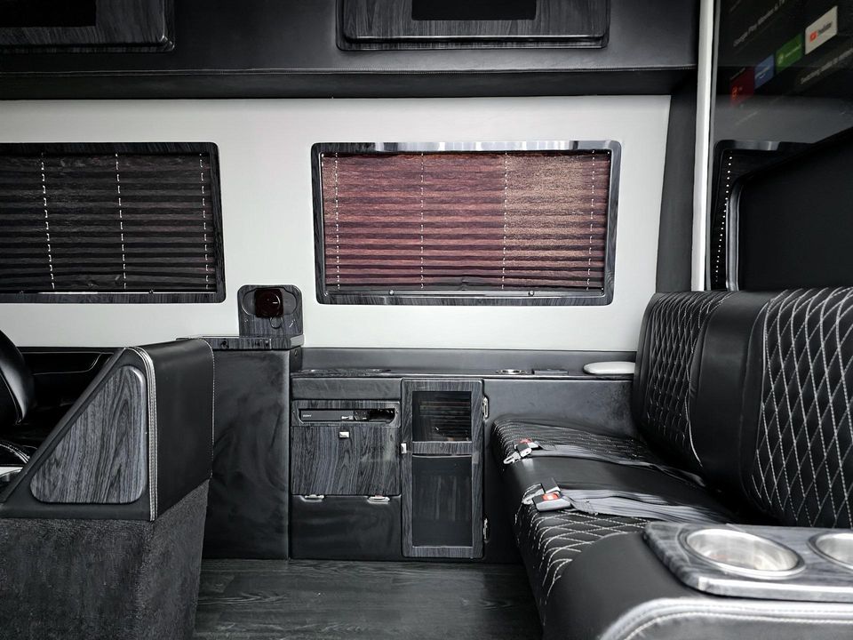 2017 Mercedes-Benz Sprinter 2500