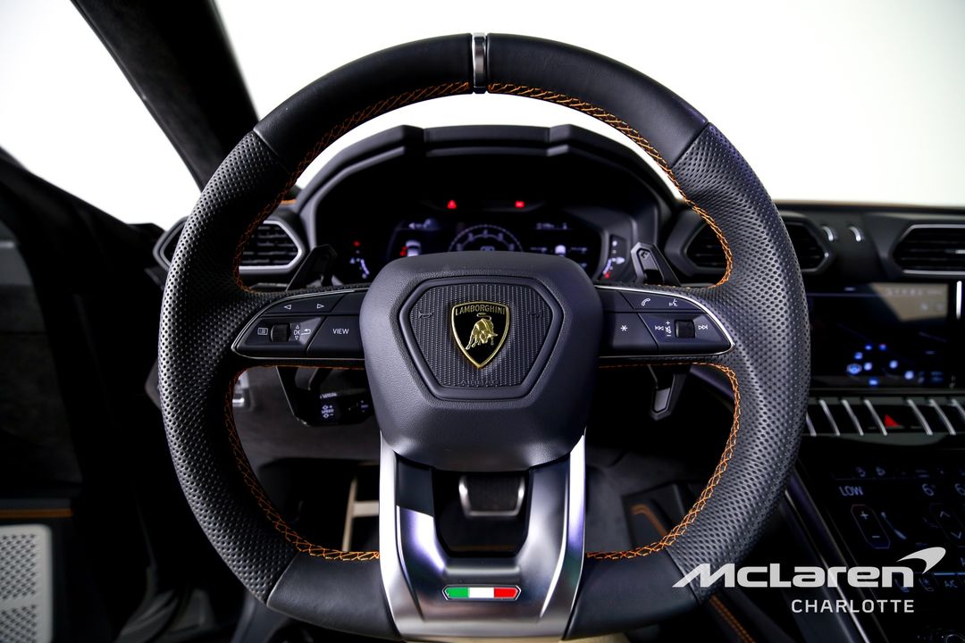 2024 Lamborghini Urus