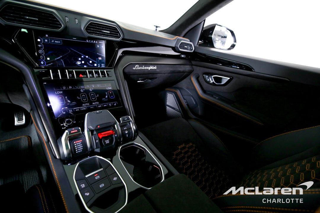 2024 Lamborghini Urus
