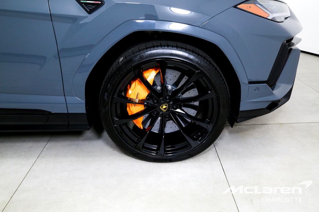 2024 Lamborghini Urus