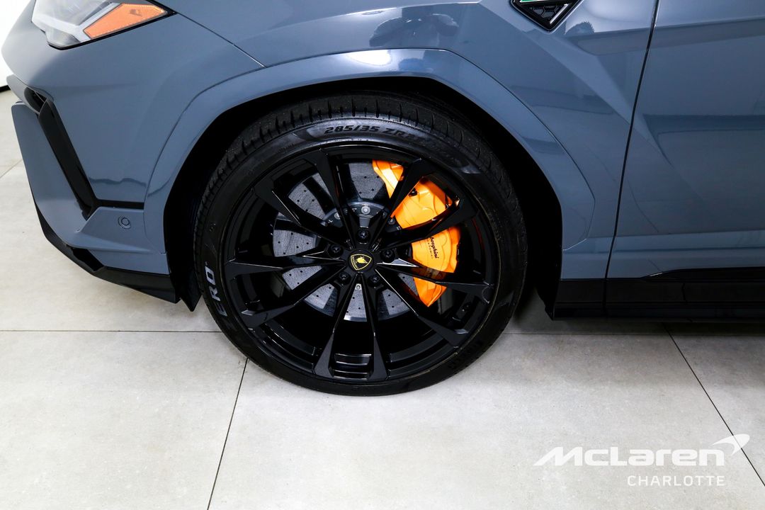 2024 Lamborghini Urus