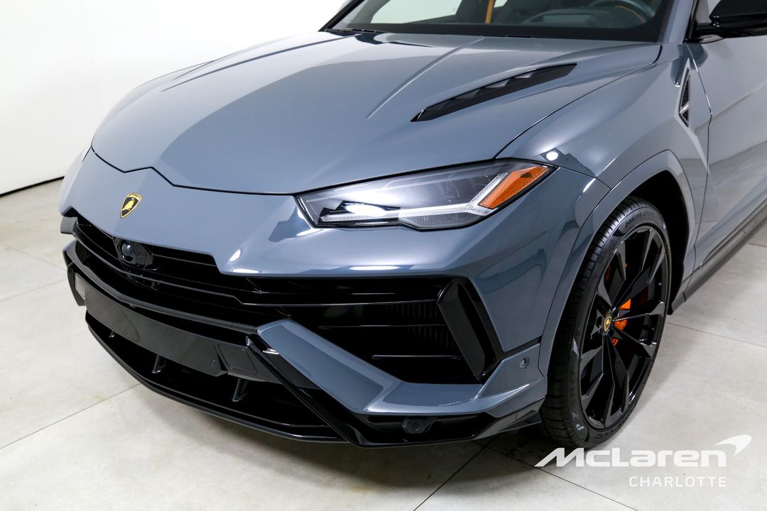 2024 Lamborghini Urus