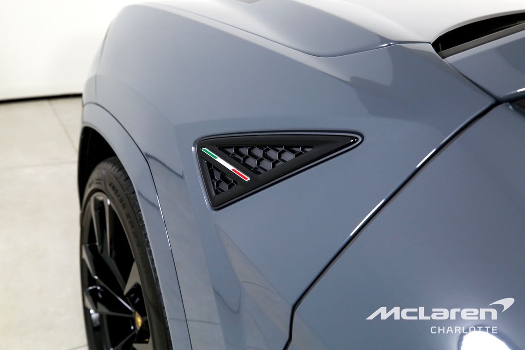2024 Lamborghini Urus