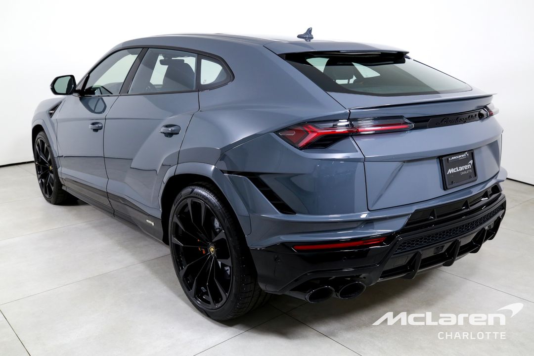 2024 Lamborghini Urus