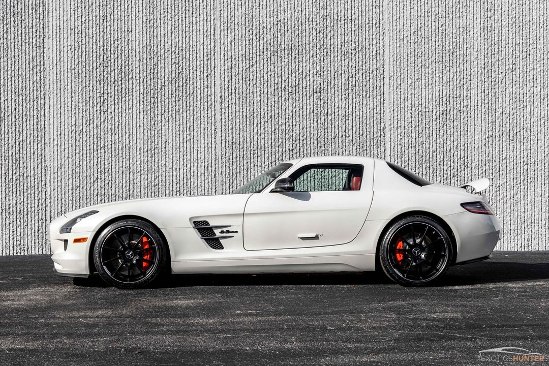 2012 Mercedes-Benz SLS AMG