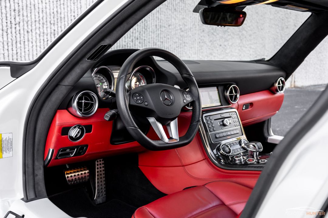 2012 Mercedes-Benz SLS AMG