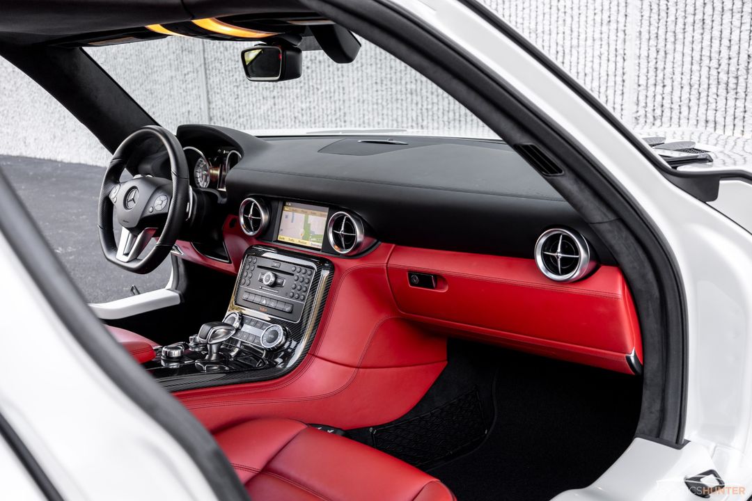 2012 Mercedes-Benz SLS AMG