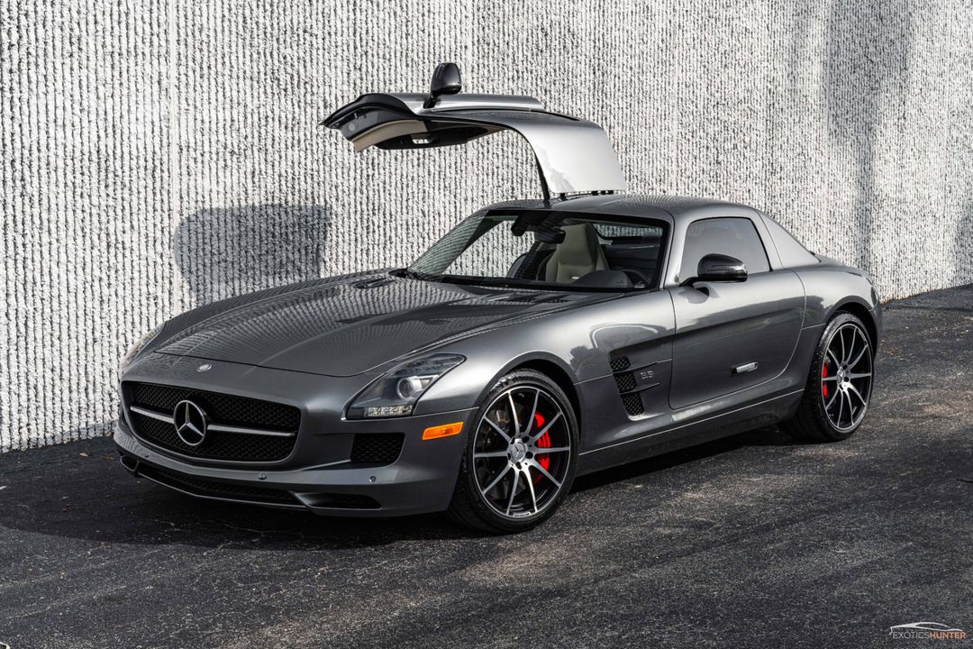 2013 Mercedes-Benz SLS AMG
