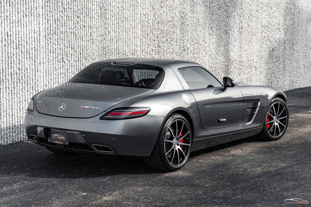 2013 Mercedes-Benz SLS AMG