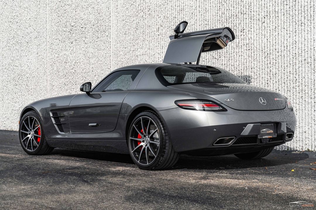 2013 Mercedes-Benz SLS AMG