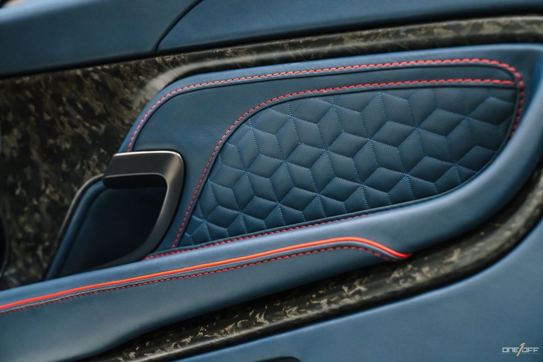 2019 Aston Martin DBS