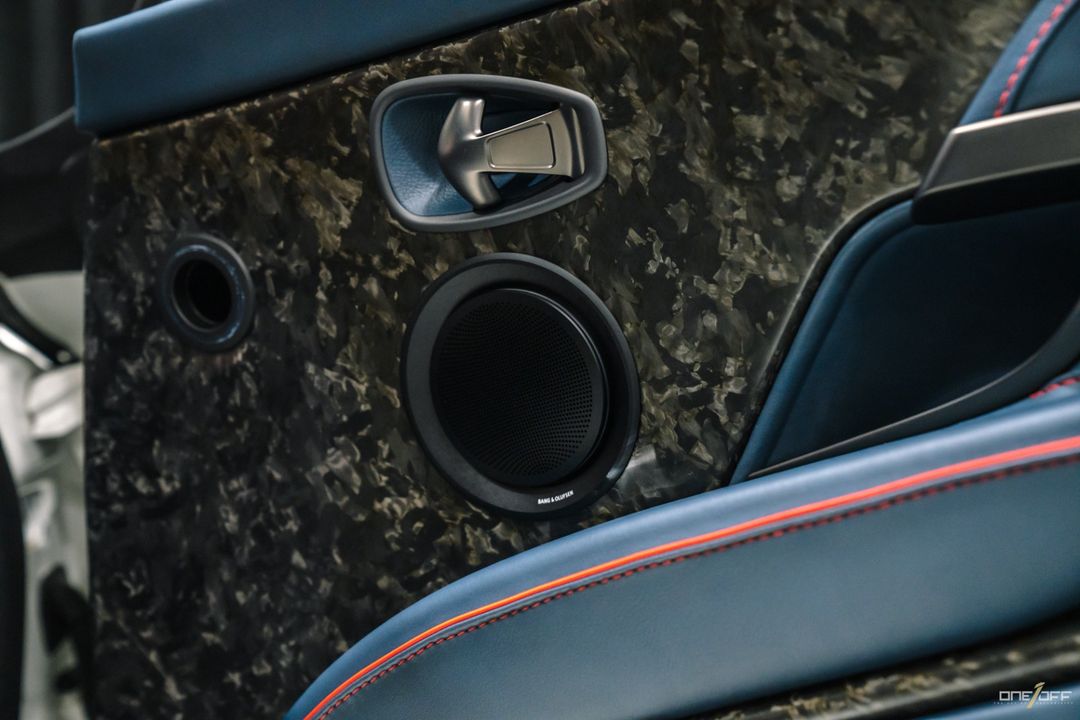 2019 Aston Martin DBS