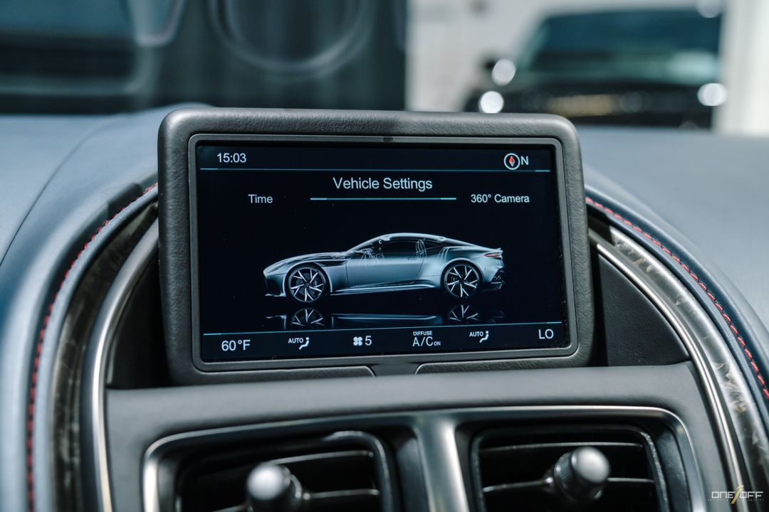 2019 Aston Martin DBS