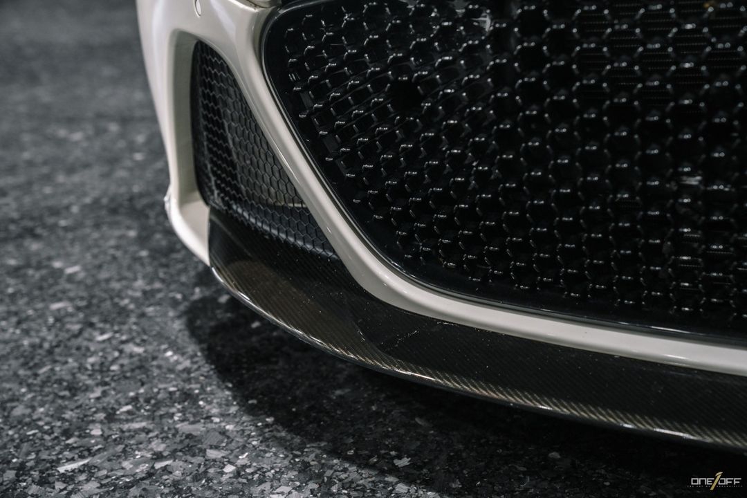 2019 Aston Martin DBS