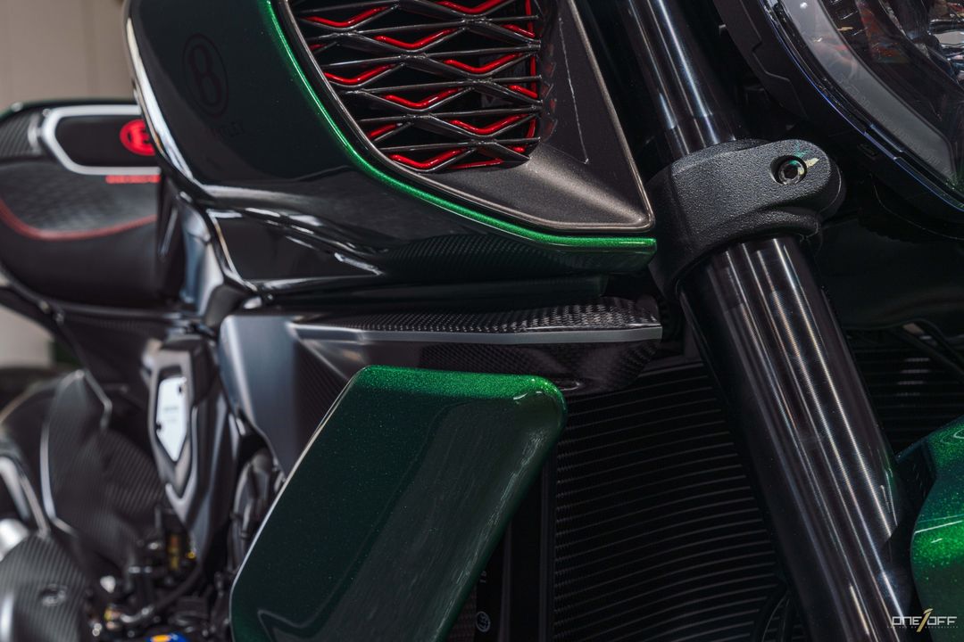 2024 Ducati Diavel V4 Bentley