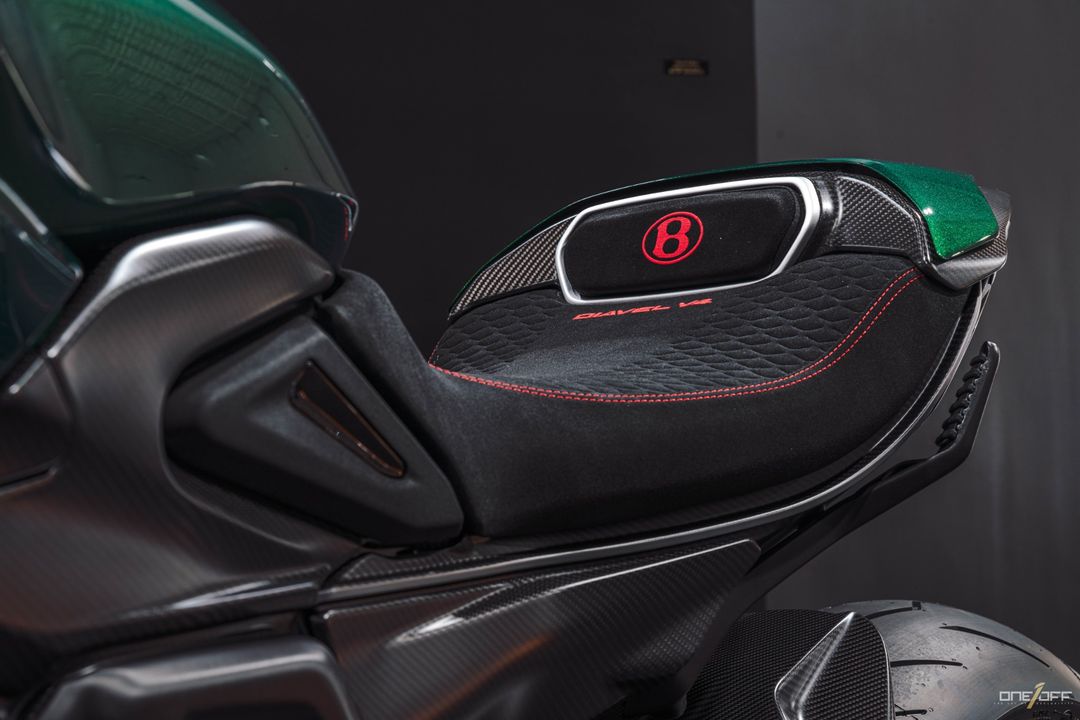 2024 Ducati Diavel V4 Bentley
