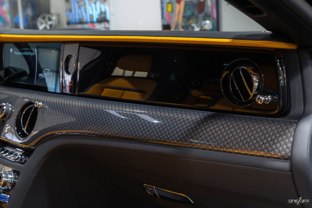 2022 Rolls-Royce Black Badge Ghost
