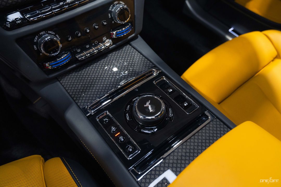 2022 Rolls-Royce Black Badge Ghost