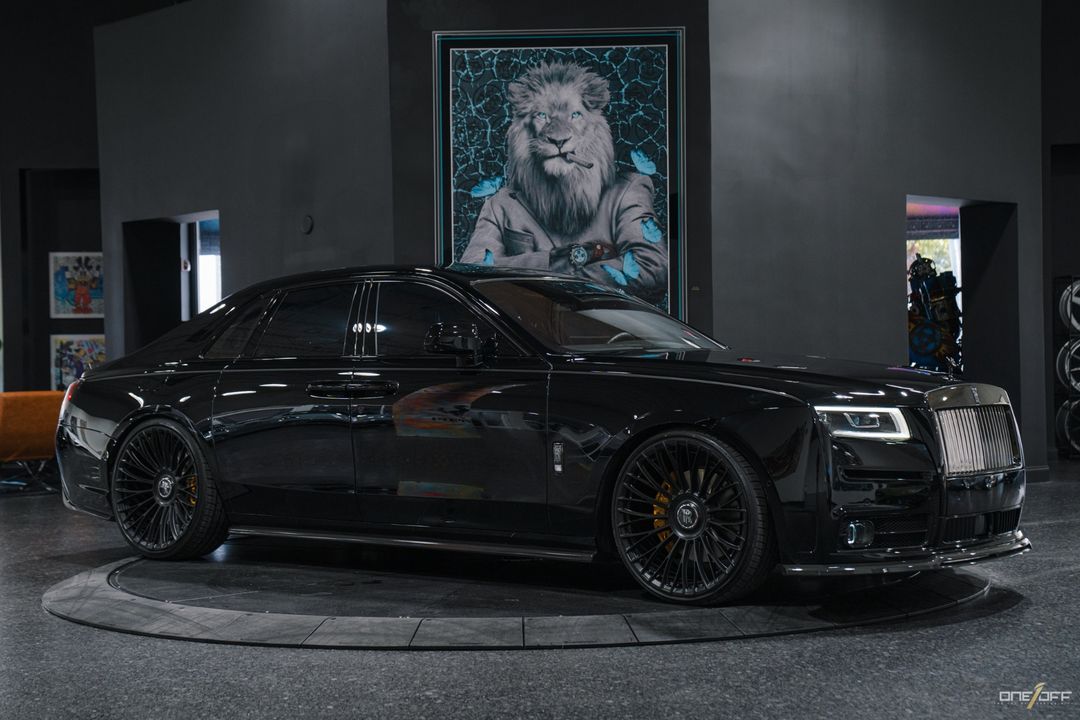 2022 Rolls-Royce Black Badge Ghost