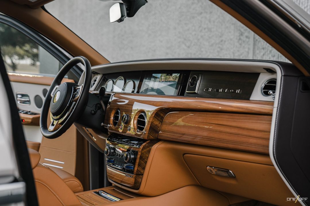 2019 Rolls-Royce Phantom
