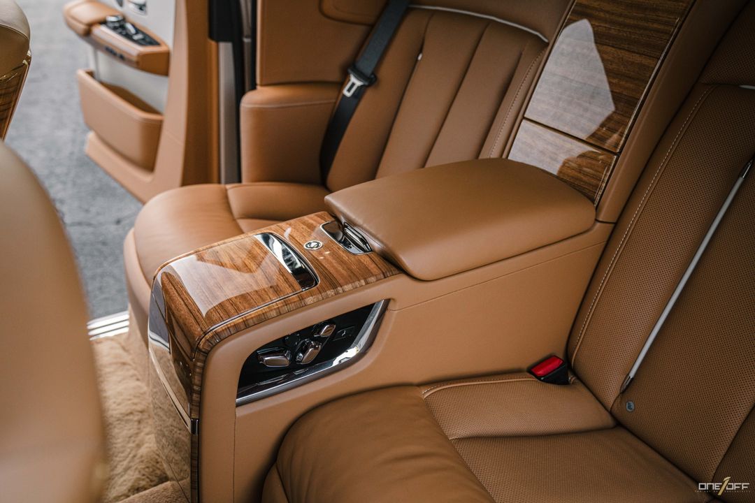 2019 Rolls-Royce Phantom