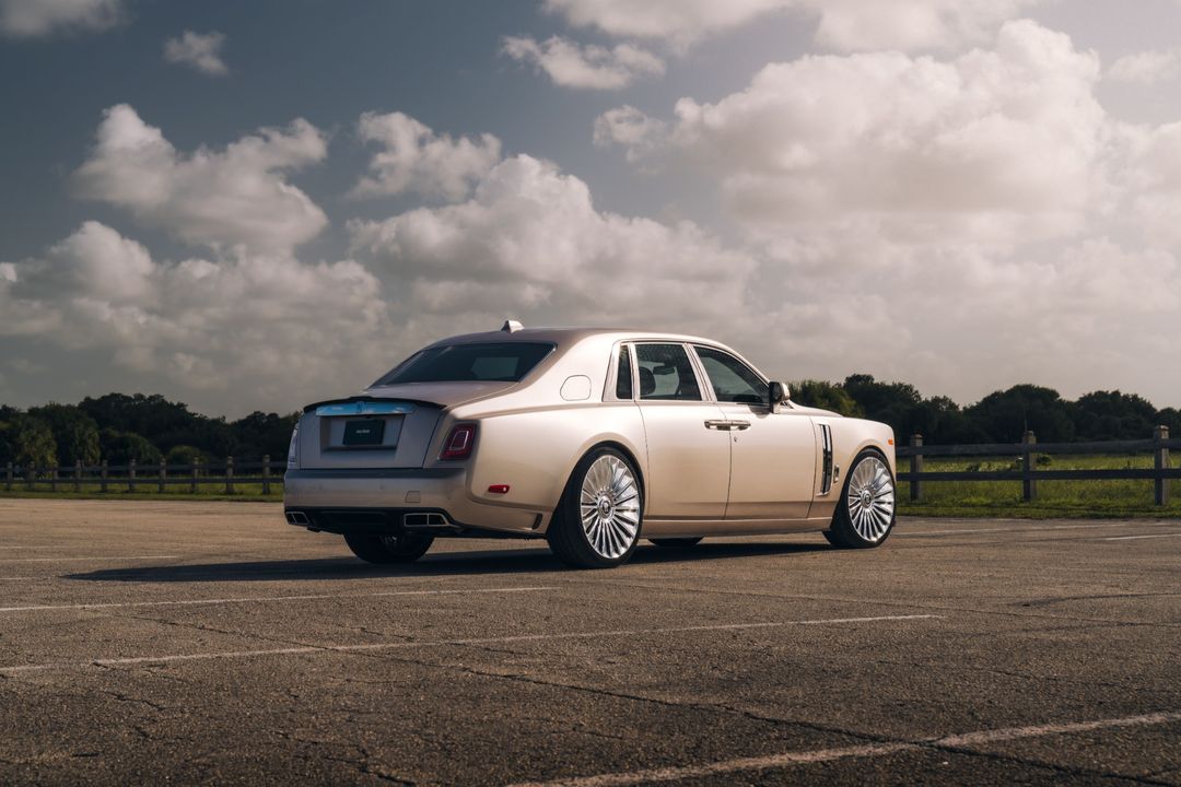 2019 Rolls-Royce Phantom
