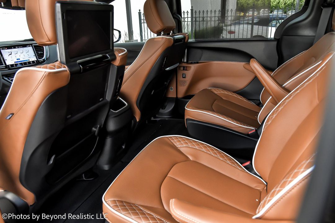 2024 Chrysler Pacifica