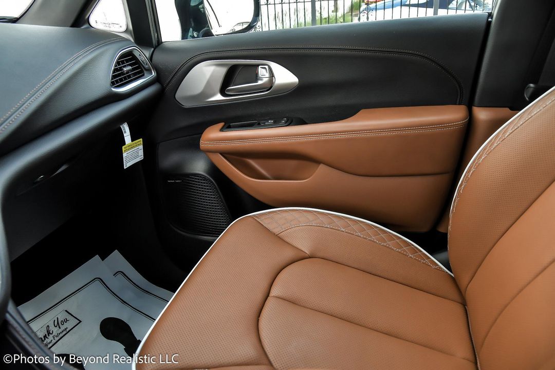 2024 Chrysler Pacifica