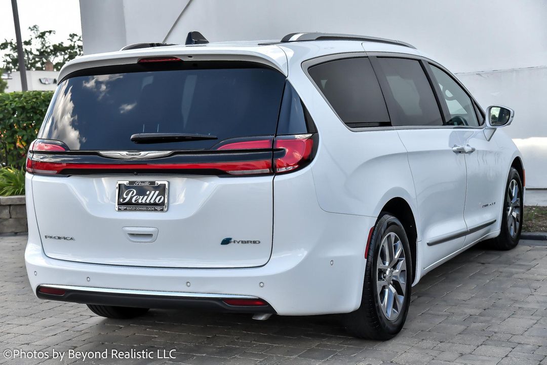 2024 Chrysler Pacifica