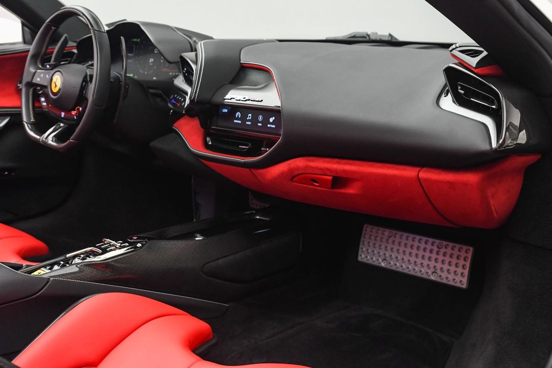 2022 Ferrari SF90 Spider