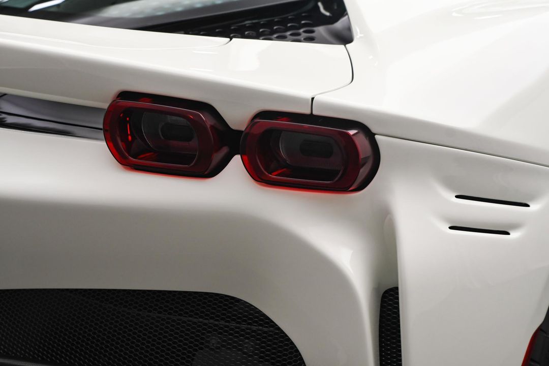 2022 Ferrari SF90 Spider
