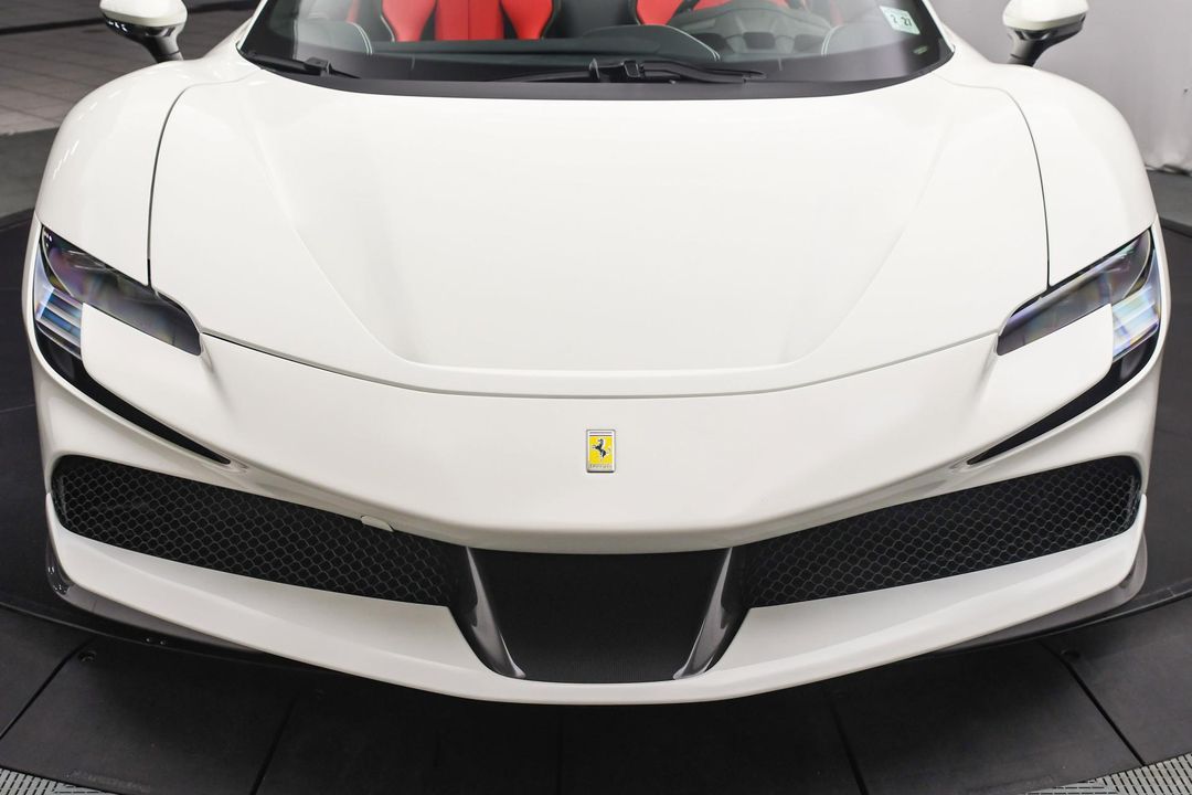 2022 Ferrari SF90 Spider