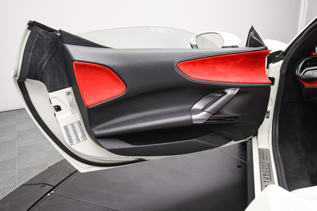 2022 Ferrari SF90 Spider