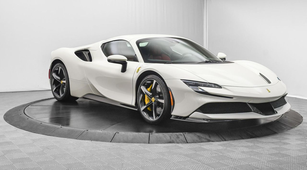 2022 Ferrari SF90 Spider