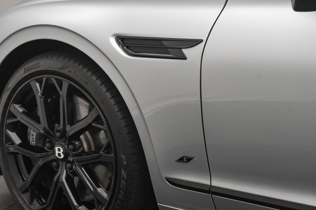 2023 Bentley Flying Spur