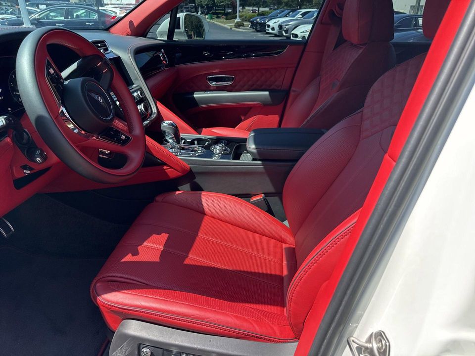 2022 Bentley Bentayga