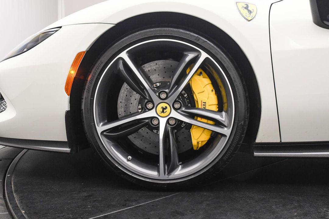 2023 Ferrari 296 GTS