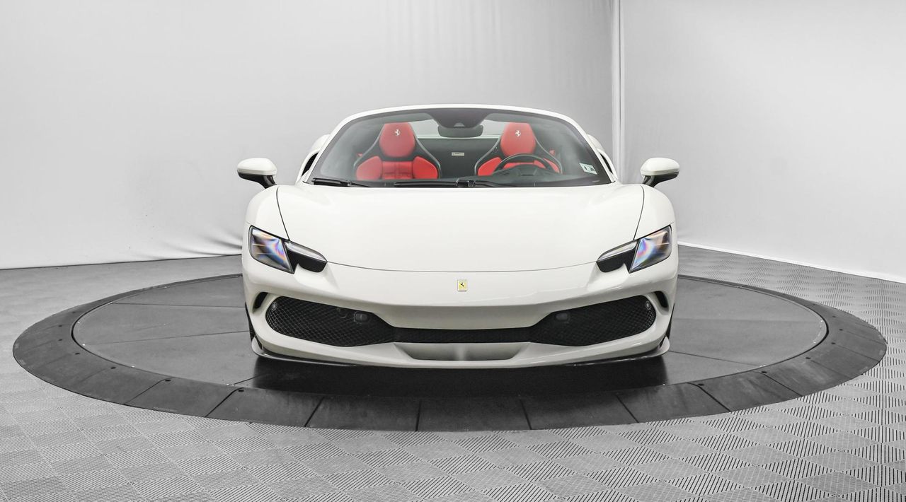 2023 Ferrari 296 GTS
