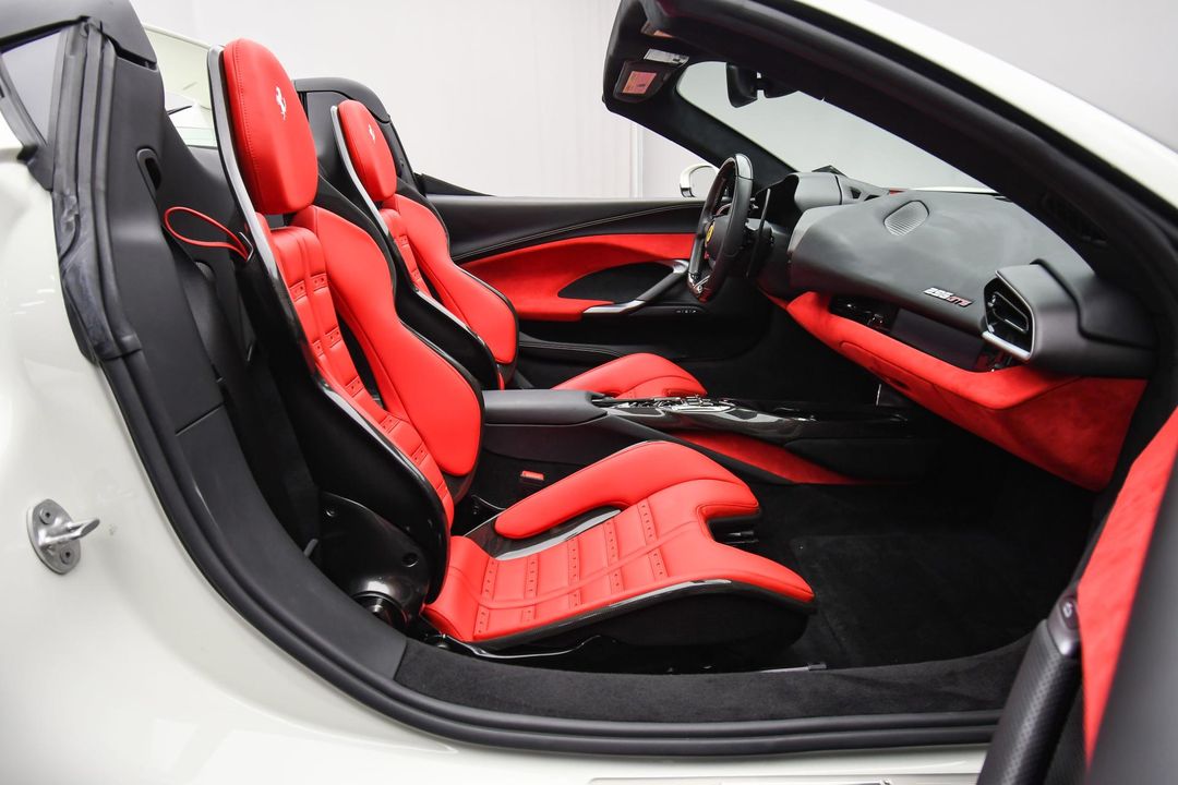 2023 Ferrari 296 GTS
