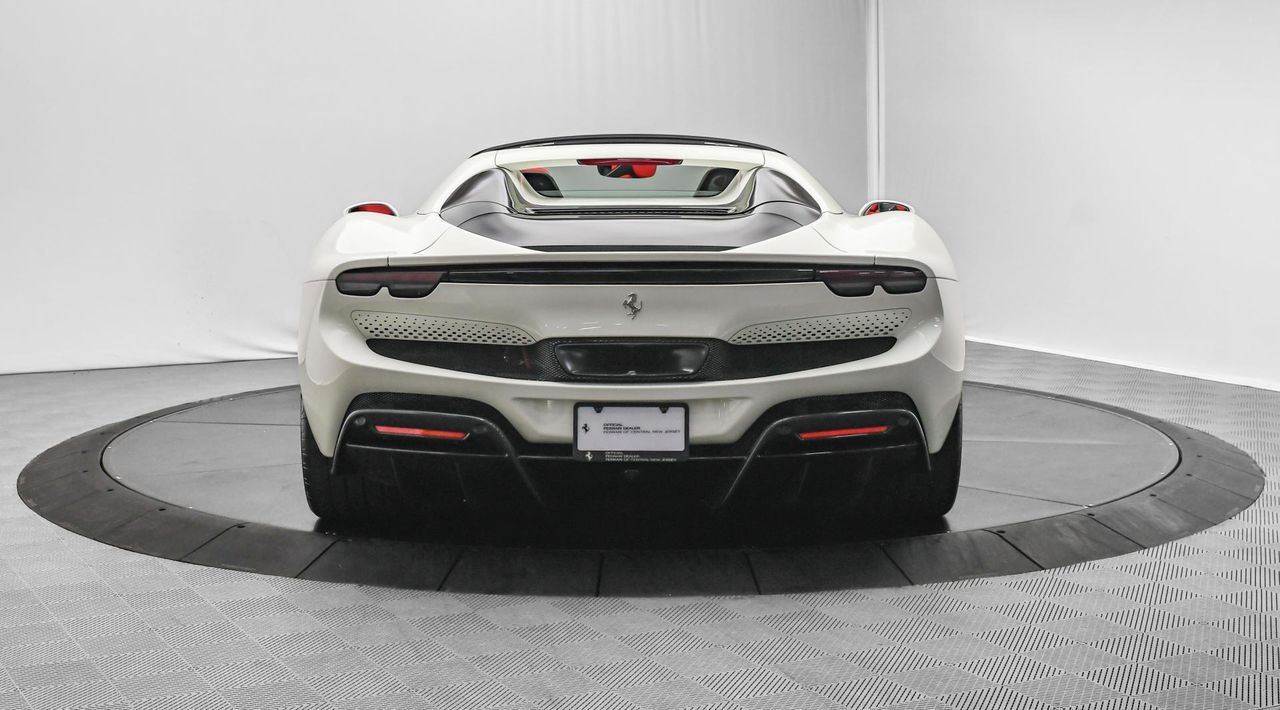 2023 Ferrari 296 GTS