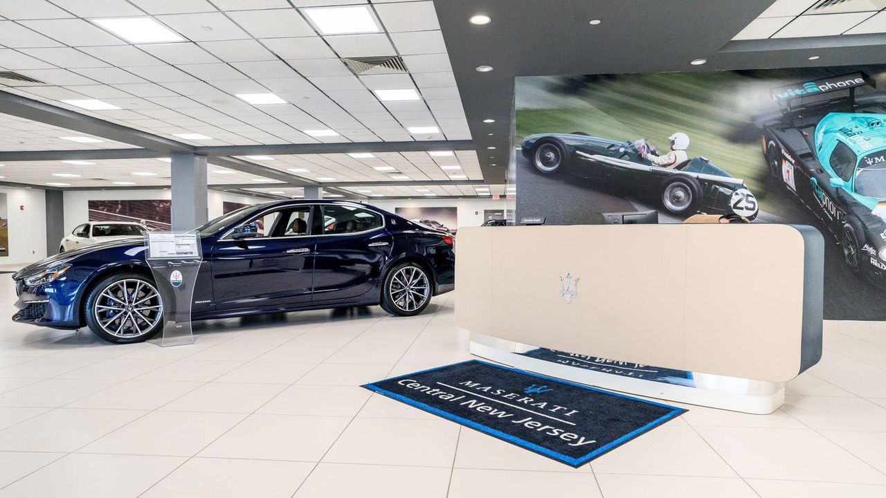 2024 Maserati MC20