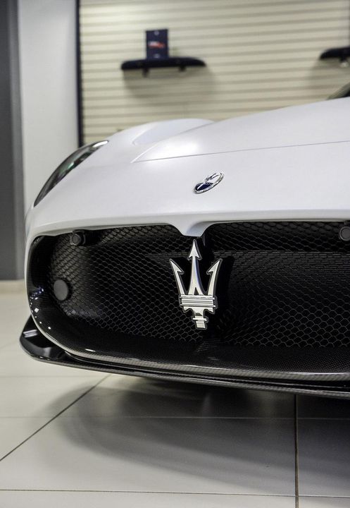 2024 Maserati MC20