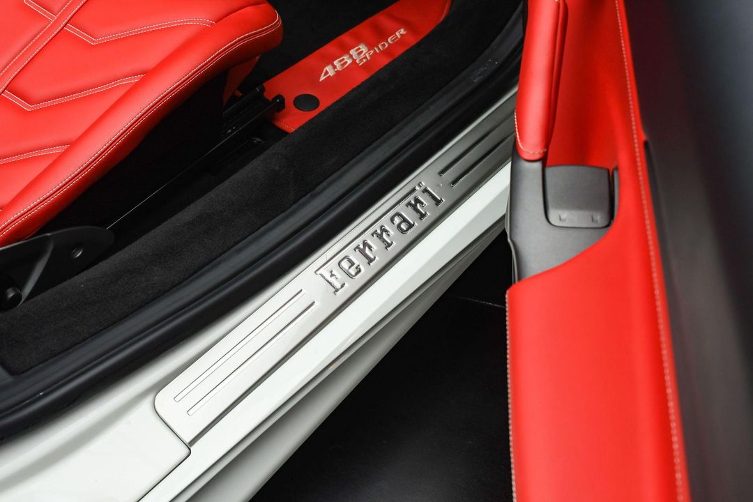 2016 Ferrari 488 Spider
