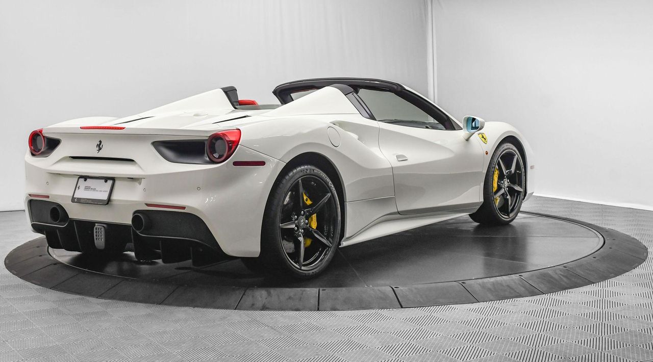 2016 Ferrari 488 Spider