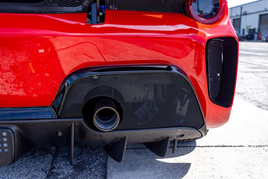 2023 Ferrari 488 Challenge