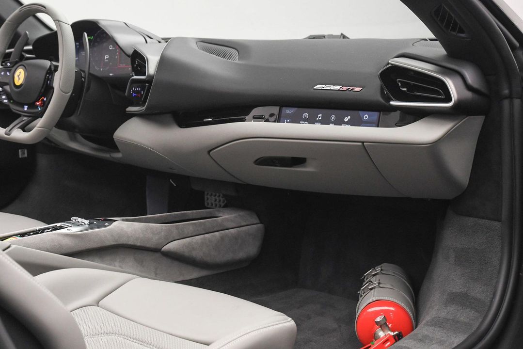 2024 Ferrari 296 GTS