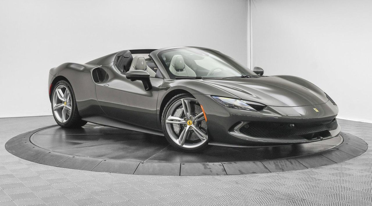 2024 Ferrari 296 GTS