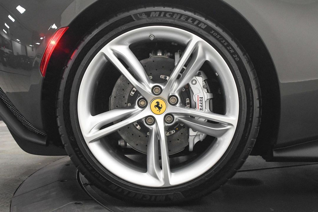 2024 Ferrari 296 GTS