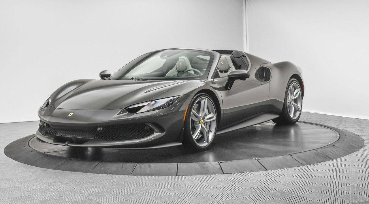 2024 Ferrari 296 GTS