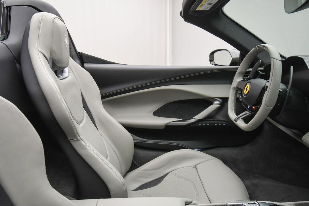 2024 Ferrari 296 GTS